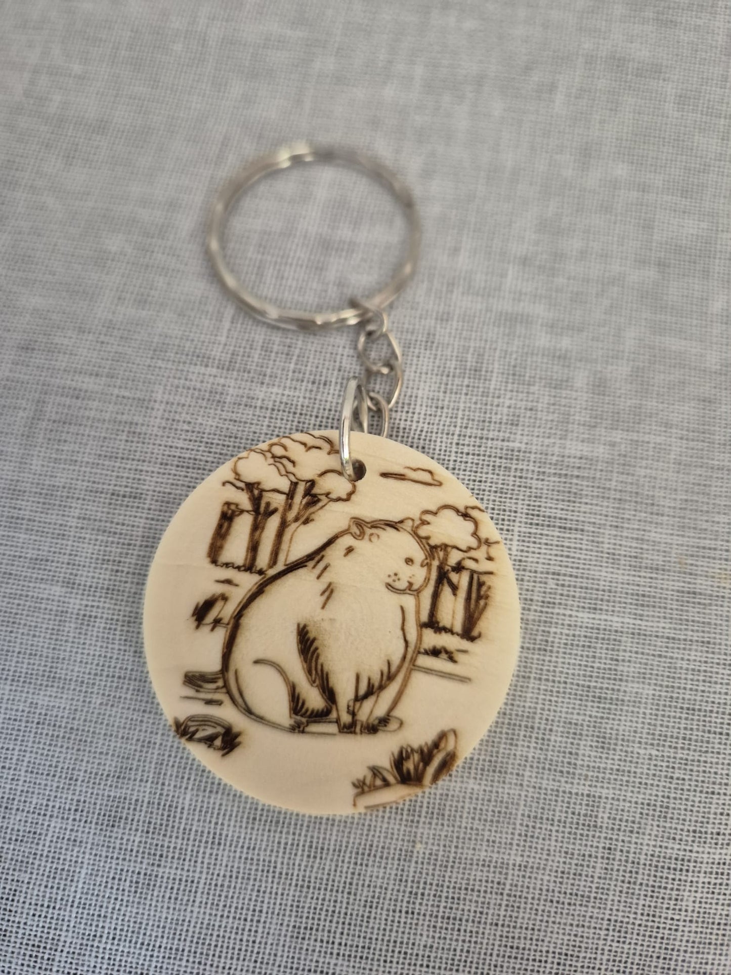 Capybara Schlüsselanhänger aus Holz